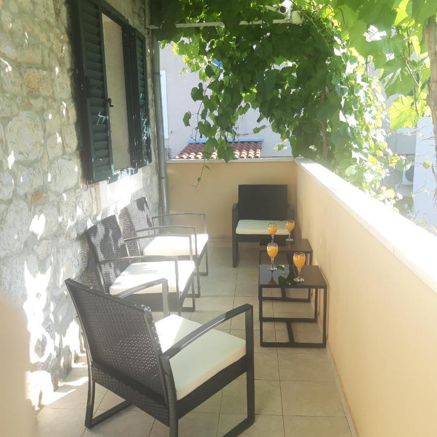 Ferienwohnung Luxury Mansarda Duplex - City Centre - Stone House Split Exterior foto